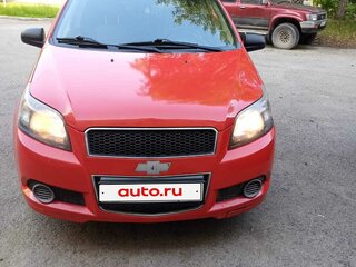 2011 Chevrolet Aveo I Рестайлинг, красный, 420000 рублей, вид 1