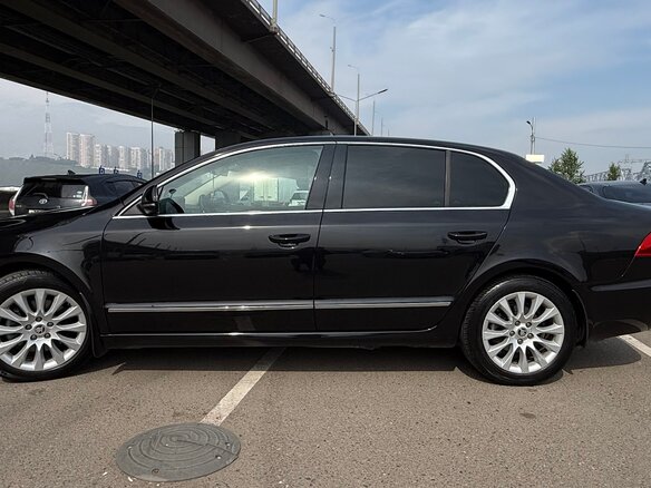 2014 Skoda Superb DSG II Рестайлинг, чёрный, 1200000 рублей - вид 5