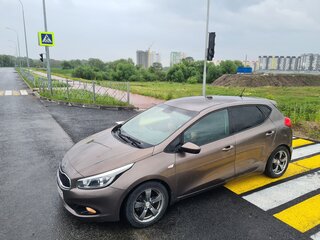 2013 Kia Ceed II, коричневый, 735000 рублей, вид 3