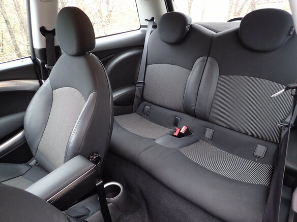2008 Mini Hatch Cooper S II (R56), чёрный - вид 8