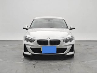 2021 BMW 1 серии 120i III (F52) Рестайлинг, белый, 1766033 рублей, вид 3