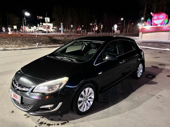 2013 Opel Astra J Рестайлинг, чёрный, 750000 рублей - вид 11