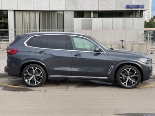 2018 BMW X5 40i IV (G05/G18), серый, 4900000 рублей, вид 2