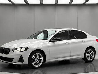 2022 BMW 1 серии 120i III (F52) Рестайлинг, белый, 2500000 рублей, вид 1