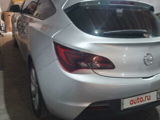 2012 Opel Astra GTC J Рестайлинг, серебристый, 950000 рублей, вид 3