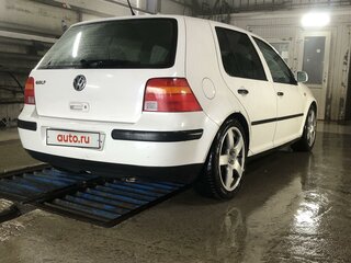 1999 Volkswagen Golf IV, белый, 300000 рублей, вид 3