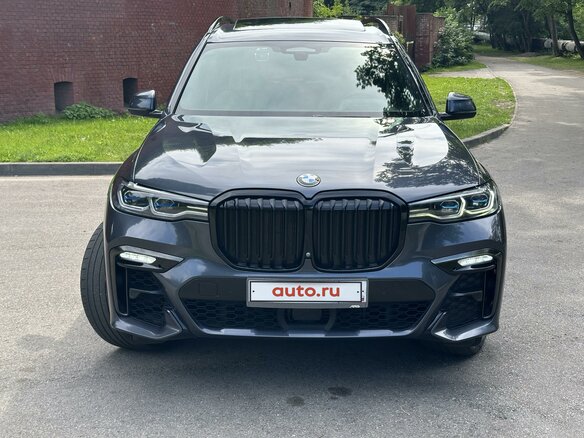 2019 BMW X7 30d I (G07), серый, 6999999 рублей - вид 2