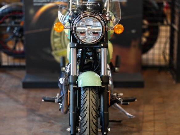 2026 Royal Enfield Meteor, зелёный, 528000 рублей - вид 15