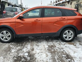 2020 Lada (ВАЗ) Vesta SW Cross I, оранжевый, 1500000 рублей, вид 4