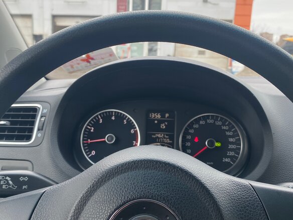 2010 Volkswagen Polo V, серый, 600000 рублей - вид 21