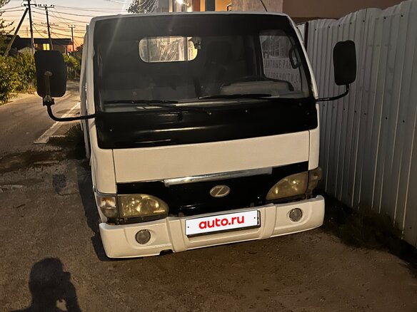 2008 Yuejin 1042, белый, 650000 рублей