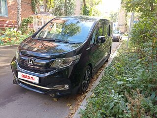 2016 Honda Stepwgn Spada V, чёрный, 2300000 рублей, вид 2