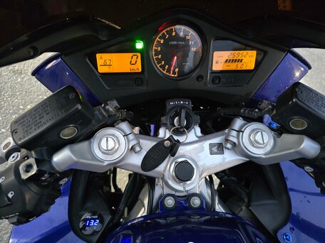 2005 Honda VFR 800, синий, 450000 рублей, вид 1