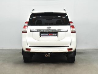 2014 Toyota Land Cruiser Prado 150 Series Рестайлинг 1, белый, 3900000 рублей, вид 4