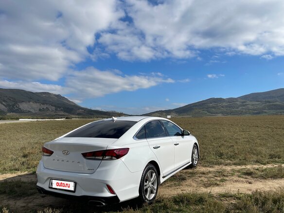 2018 Hyundai Sonata VII (LF) Рестайлинг, белый, 1914000 рублей - вид 3