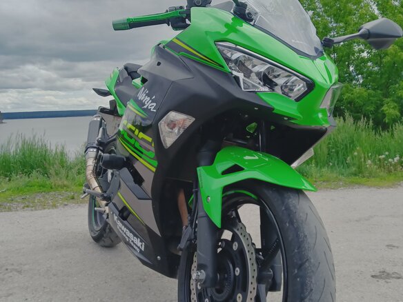 2018 Kawasaki Ninja 400, зелёный, 480000 рублей - вид 8