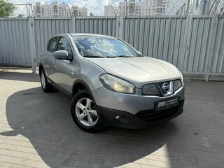 2012 Nissan Qashqai I Рестайлинг, серебристый, 625000 рублей, вид 3