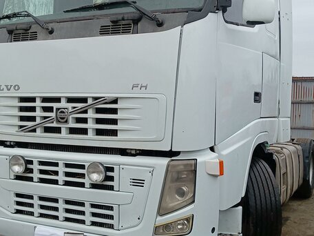 2002 Volvo FH, белый, 2950000 рублей, вид 3
