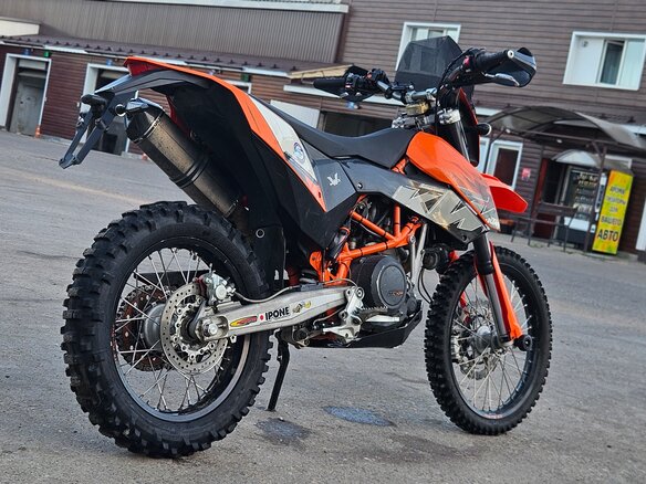 2009 KTM 690 Enduro R, оранжевый, 500000 рублей - вид 4
