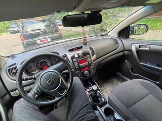 2011 Kia Cerato Koup II, белый, 777000 рублей, вид 4