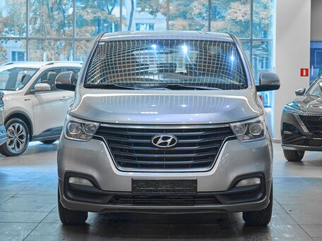 2020 Hyundai H-1 II Рестайлинг 2, серый, 2599000 рублей, вид 2