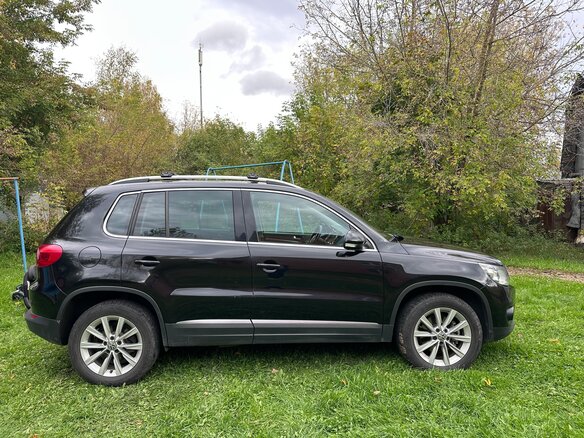 2011 Volkswagen Tiguan I Рестайлинг, чёрный, 1250000 рублей - вид 24