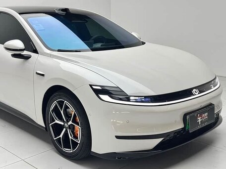2026 Changan Qiyuan A06 28.39 kWh, серебристый, 2793003 рублей, вид 5
