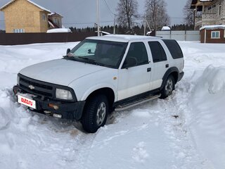 2005 Chevrolet Blazer II Рестайлинг, белый, 300000 рублей, вид 2