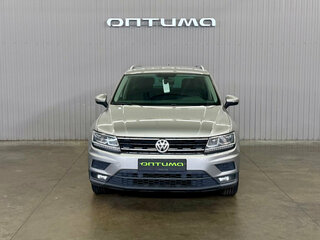 2018 Volkswagen Tiguan II, серебристый, 1977000 рублей, вид 2
