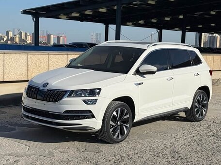 2022 Skoda Karoq DSG7 I, белый, 2400000 рублей, вид 3