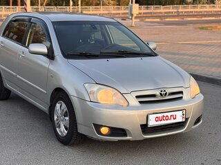 2004 Toyota Corolla IX (E120, E130) Рестайлинг, серебристый, 540000 рублей, вид 2