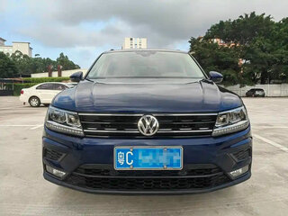 2018 Volkswagen Tiguan 280TSI L II (China Market), синий, 1577777 рублей, вид 3