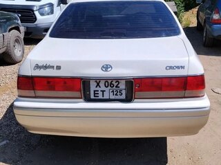 1998 Toyota Crown X (S150), белый, 600000 рублей, вид 3