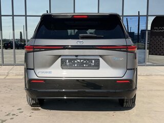 2026 Toyota bZ3X 58.3 kWh, серый, 2885000 рублей, вид 4