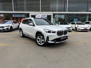 2023 BMW X1 Long 20Li sDrive III (U11/U12), белый, 3030000 рублей, вид 1