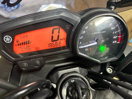 2013 Yamaha XJ6 (FZ6R), чёрный, 560000 рублей, вид 3