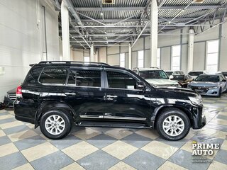 2016 Toyota Land Cruiser 200 Series Рестайлинг 2, чёрный, 5439000 рублей, вид 4