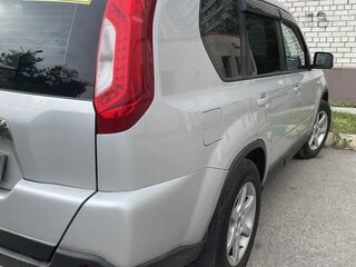 2013 Nissan X-Trail II Рестайлинг, серебристый, 1100000 рублей, вид 3