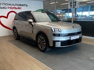 2025 Lynk & Co 900, серебристый, 8420000 рублей, вид 3