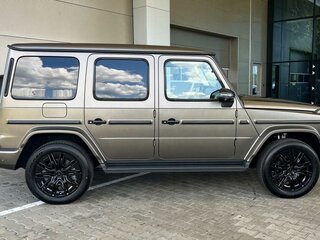 2026 Mercedes-Benz G-Класс 450 d III (W465) Рестайлинг, серый, 24900000 рублей, вид 3