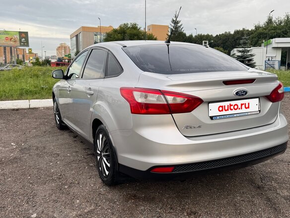 2011 Ford Focus III, серебристый, 600000 рублей - вид 4