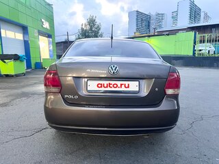 2015 Volkswagen Polo V, коричневый, 410000 рублей, вид 4