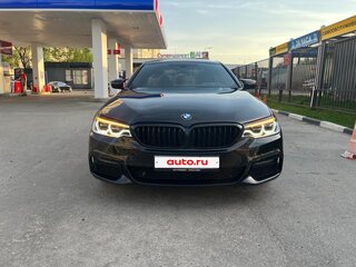 2020 BMW 5 серии 530d xDrive VII (G30/G31/G38), чёрный, 4890000 рублей, вид 3