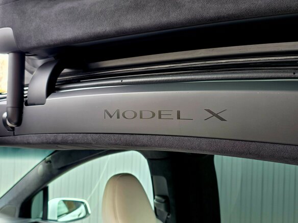 2022 Tesla Model X Plaid I Рестайлинг, белый, 8800000 рублей - вид 22