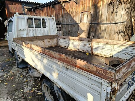 1998 Mazda Titan, белый, 850000 рублей, вид 2