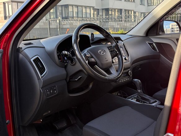 2019 Hyundai Creta I, красный, 1700000 рублей - вид 5
