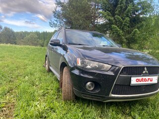 2011 Mitsubishi Outlander II Рестайлинг, чёрный, 1150000 рублей, вид 2
