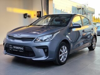 2018 Kia Rio IV, серый, 1030000 рублей, вид 1