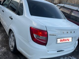 2018 Lada (ВАЗ) Granta I Рестайлинг, белый, 375000 рублей, вид 2