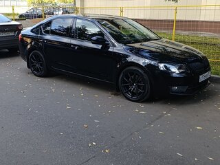 2017 Skoda Octavia III (A7), чёрный, 2000000 рублей, вид 1
